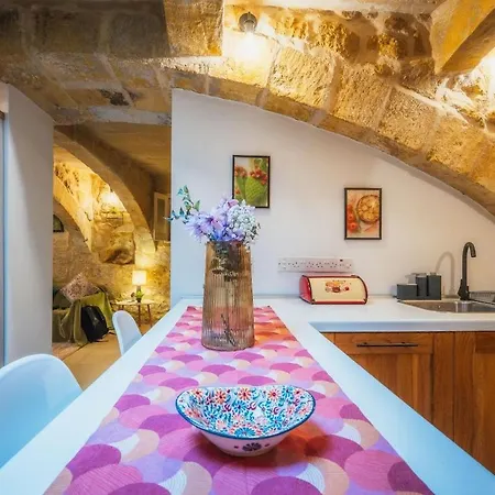 Traditional 500 Year Old Gozitan Townhouse ויקטוריה