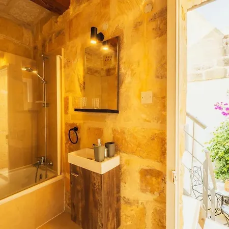 Traditional 500 Year Old Gozitan Townhouse *